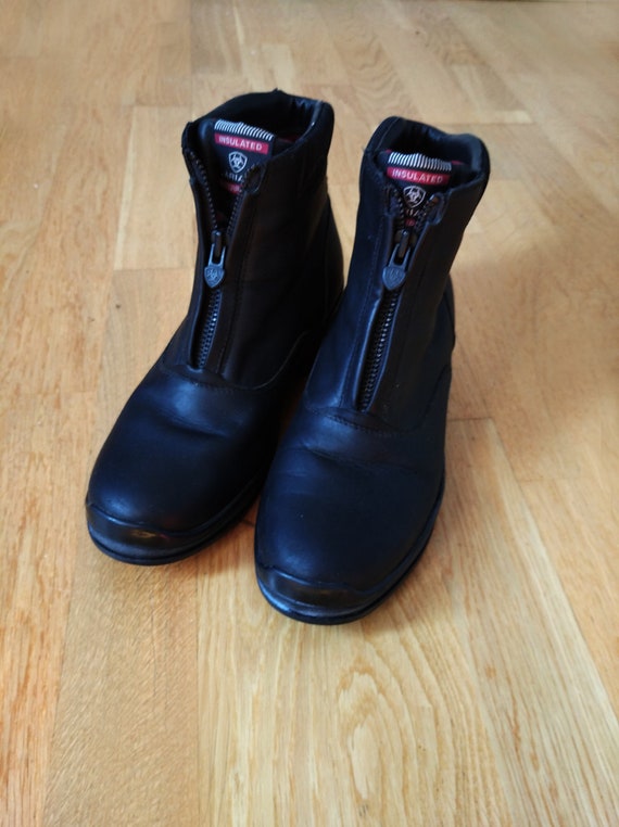 ariat extreme zip