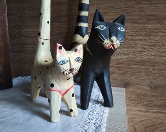 Wooden Set of 2 Cat Wood Carving ,Vintage Carved Wood Stylized Cats ,Wooden  Figurines ,Hand Painted Black & White Cats