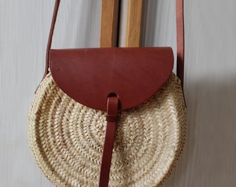 Vintage Rattan Umhängetasche, Handgewebte Boho Geldbörse mit Leder Deckel