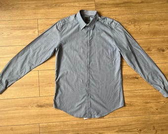 Calvin Klein / Camisa a rayas con botones / Hombre M / Manga larga