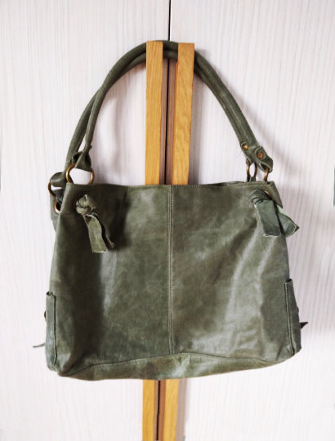 Vintage Genuine Leather  Shoulder Strap Purse Handbag...