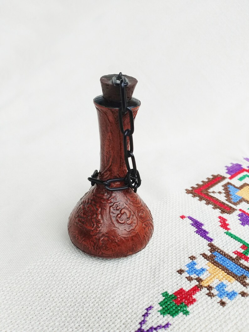 Vintage Small PORRON Wine Decanter ,vintage Spanish Amber Glass Wine