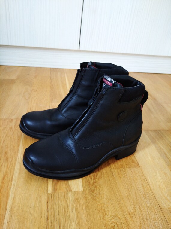 Ariat Extreme Zip Waterproof Insulated Paddock Boots ,Women's Leather Riding Winter Front Zipper Boots 9b US/6.5UK