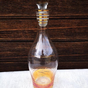 Vintage bottle,Decanter Etched Glass,Vintage liquor glass bottle,Home decor,Antique bottle,Collectable Vintage bottle