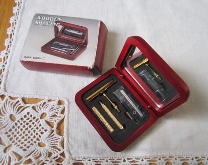 Vintage Wooden Travel Shaving Set with Razor - 80s Men's Kit