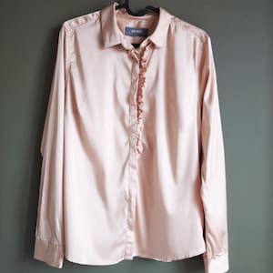 Vintage Women's Mos Mosh Shirt ,Blouse by Mos Mosh in Beige ,Blouse  with ruffles