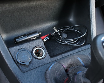 BMW E30 Utility Panel and Phone Mount – Combination USB Charger & 12V Power Outlet
