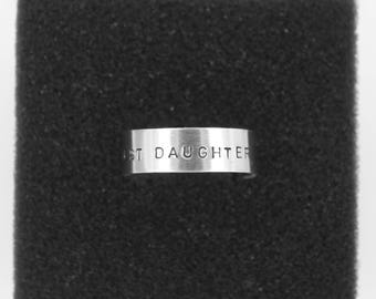 Anello regolabile inciso a mano / Regalo ispirato alla figlia maggiore
