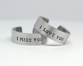 Te extraño, lo siento (inspirado en Gracie Abrams) anillos estampados a mano