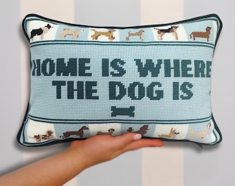Casa è dove si trova il cane Cuscino a punto croce
