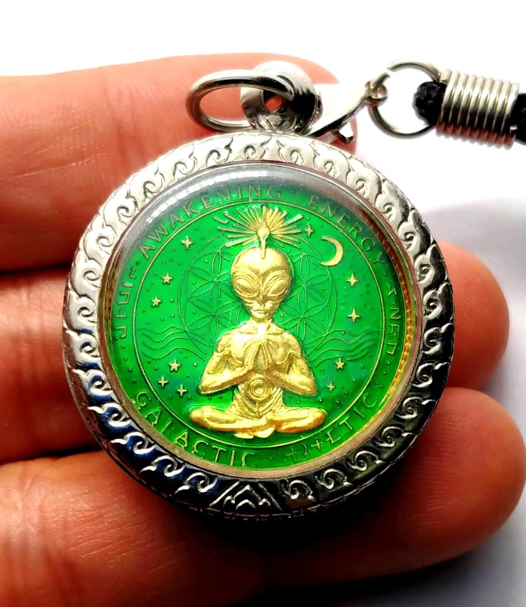 Starseed Alien Pendant, UFO Sacred Geometry Amulet, Extraterrestrial ...