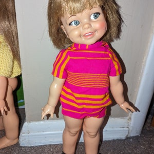 Giggles doll ideal 1967 she giggles and eyes and head move as they should.