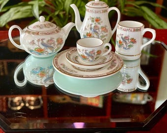 Vintage Wedgwood Miniatures in Original Boxes "Kutani Crane"