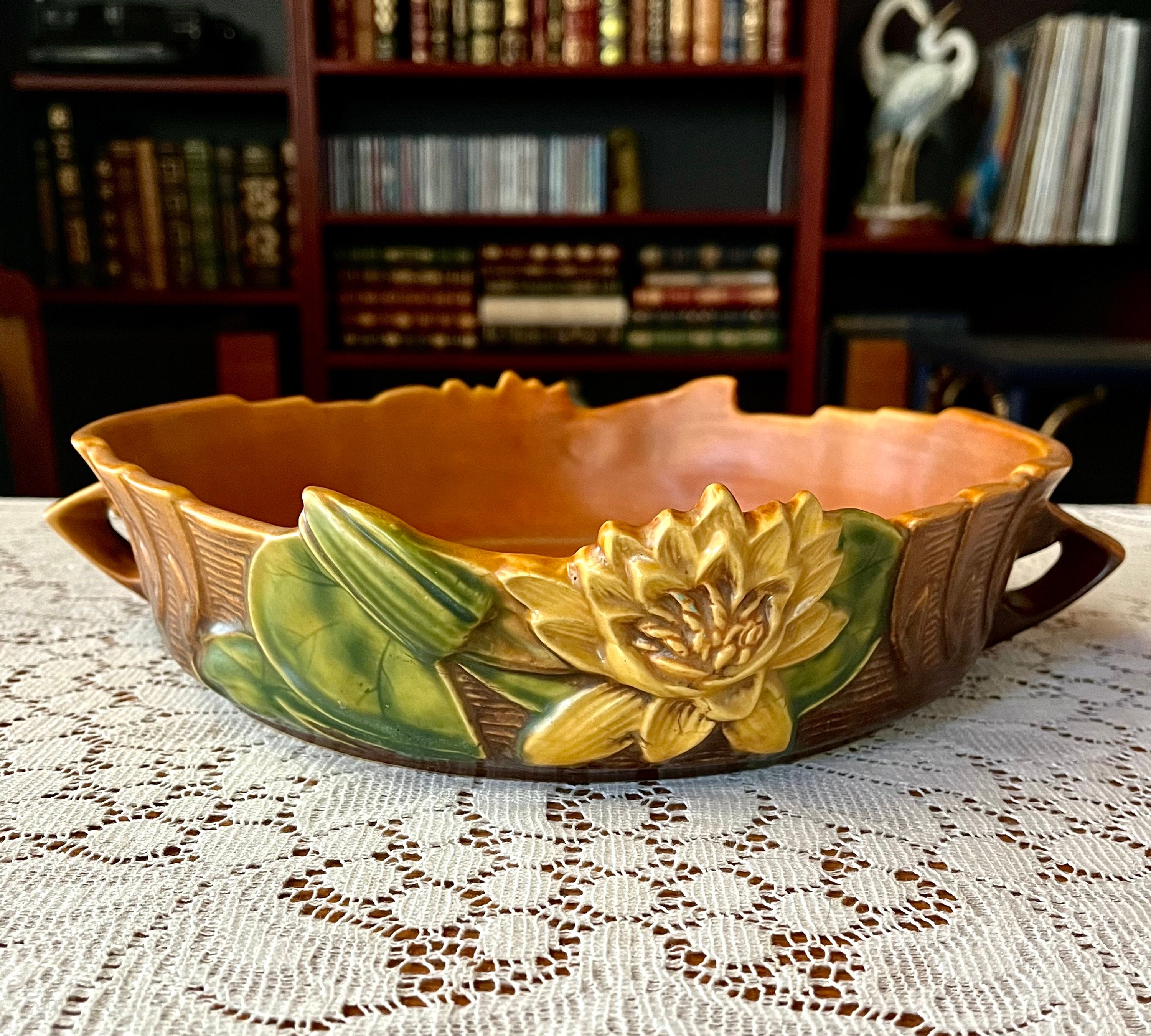 Vintage 1940s Roseville "Water Lily" Console Bowl (Form 442-10)