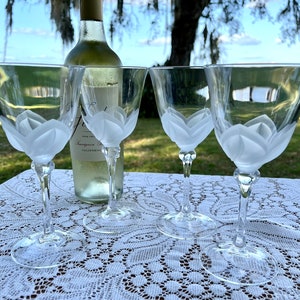 Vintage 1980s Cristal D’Arques French Wine or Water Goblets 'Florence" With Frosted Details - Set of 4