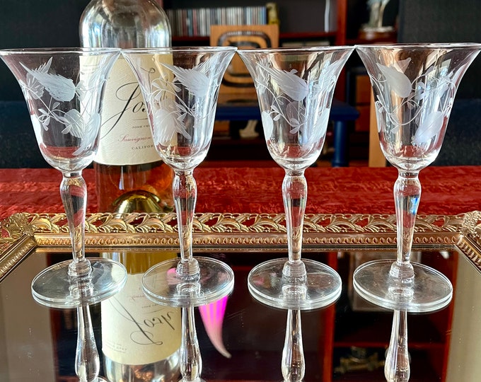 Vintage Small Etched Wine Glasses Set of 4 Etsy