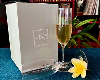 Vintage Boxed Mikasa Crystal Champagne Flutes "Stephanie" - Set of 4