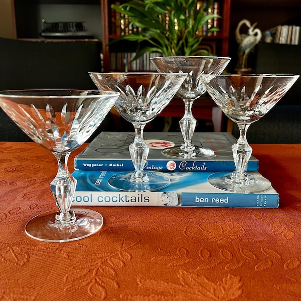 Copas de cóctel de cristal vintage: Copas de Martini MCM, Festival Franciscano de Tiffin