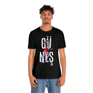 GÜNEŞ Unisex Jersey Short Sleeve Tee Zehra Güneş T-shirt Available in White&Black and 9 Sizes XS-S-M-L-XL-2XL-3XL-4XL-5XL image 5