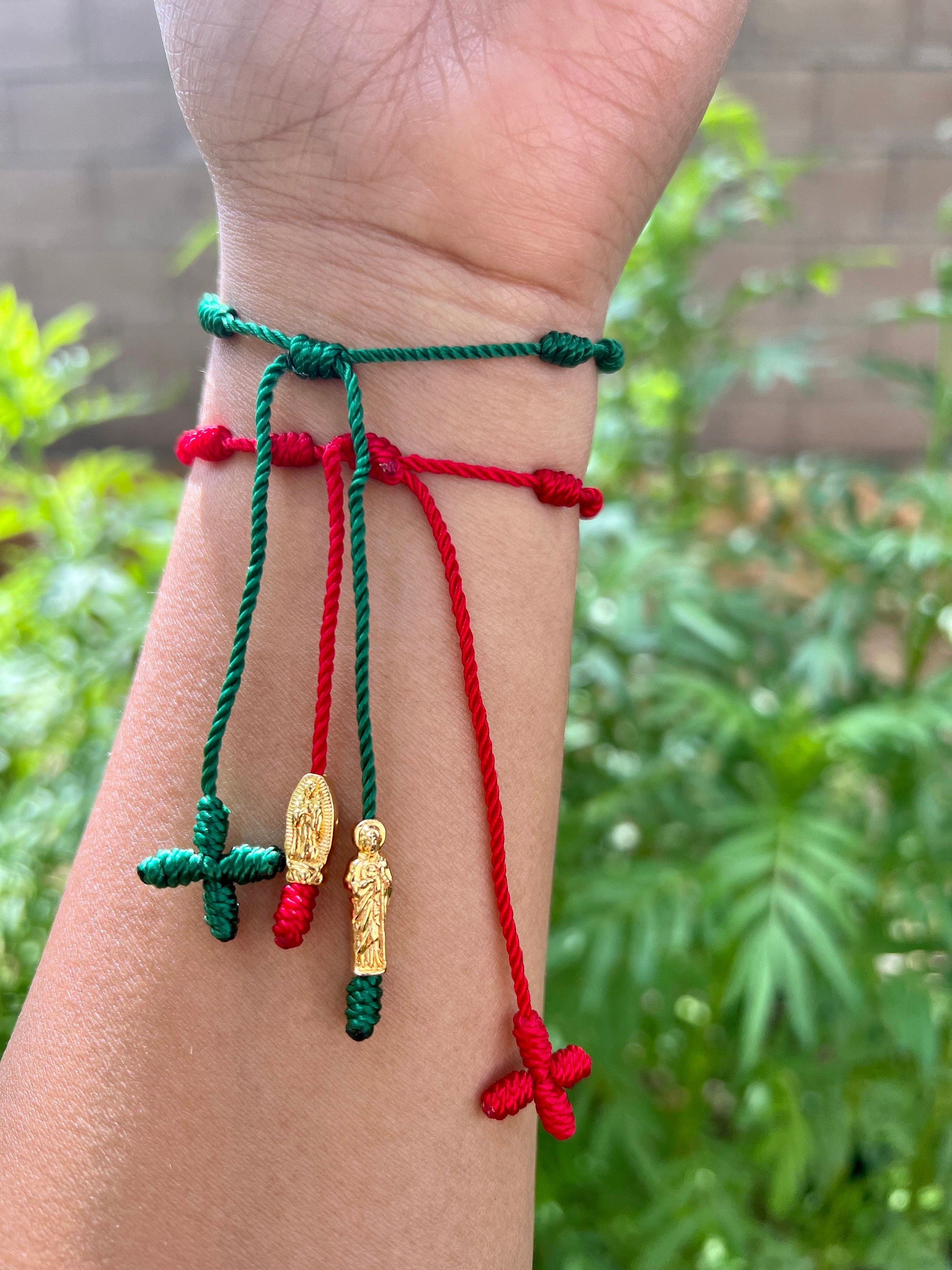 Decenario Rojo Mexica Red String Bracelet Hand Made in Mexico