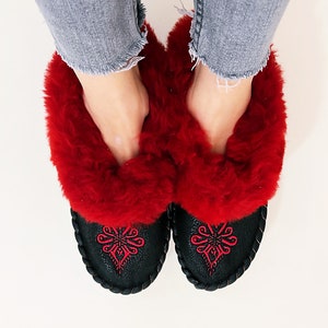 RED PARZENICA women slippers, leather slippers, folk, embroidered, red pattern, warm, fluffy, pantofle, women slippers