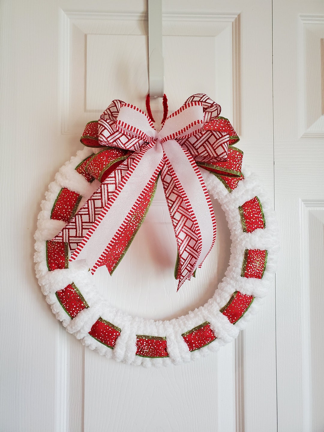 Christmas Yarn Wreath 