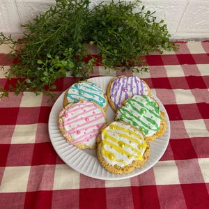 Faux Easter Sugar Cookie: Handmade Tiered Tray Decor