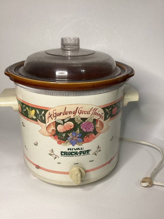 Vintage Rival A Garden of Good Things Crock Pot 