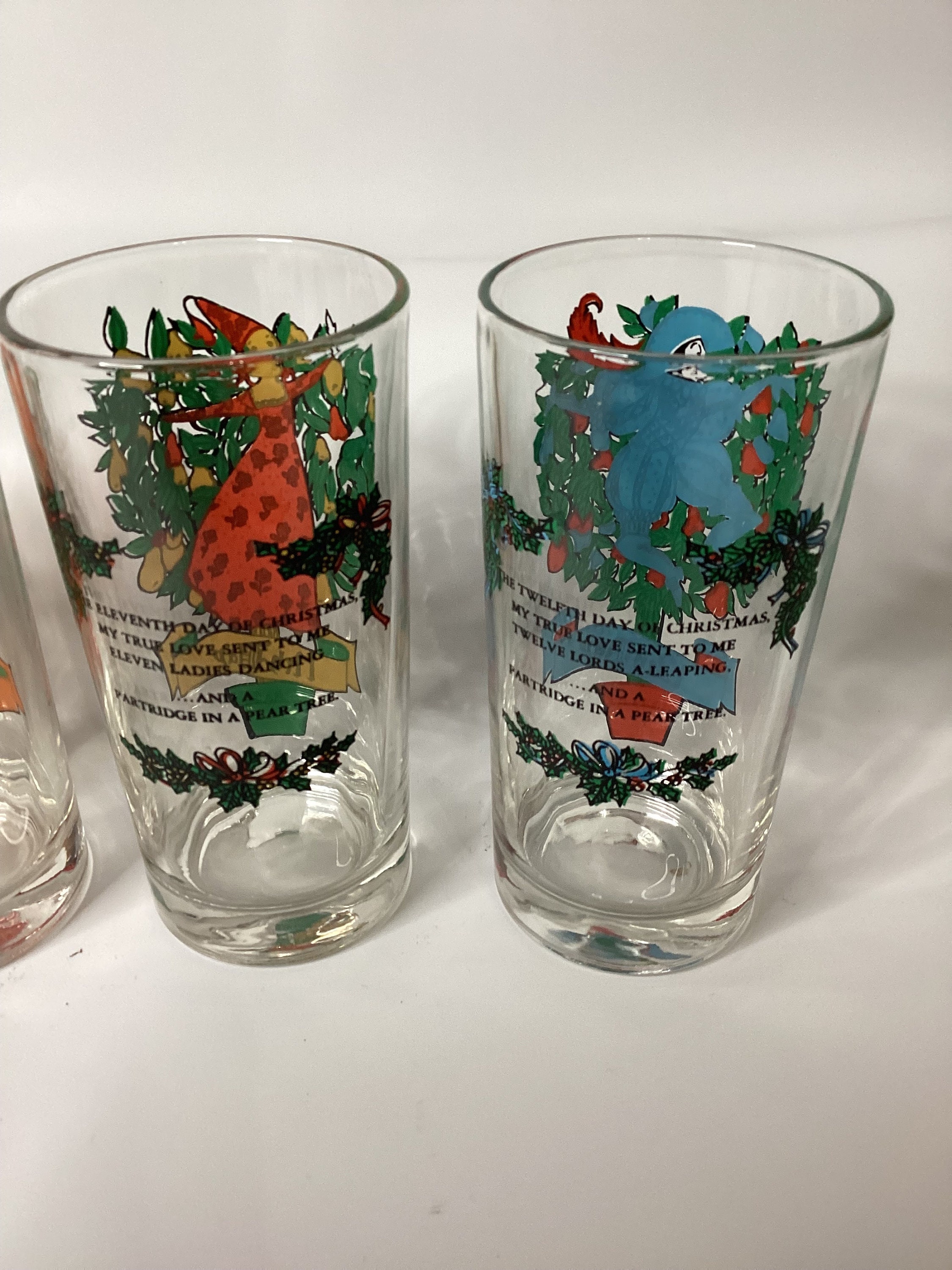 12 Days of Christmas Anchor Hocking set of drinking glasses, vintage  holiday tableware