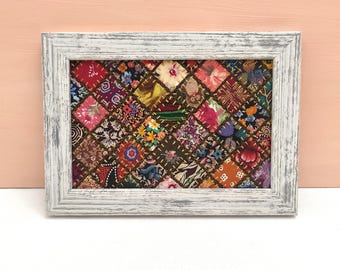 Tissu patchwork fait main : décoration de courtepointe vintage encadrée