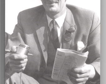 Signed - is that your last bid. Autobiography of Livestock Auctioneer George Morton Strachan. 2002.