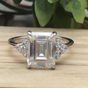 Classic 2.43CT Emerald Cut Moissanite Engagement Ring, Solitaire Ring, Cathedral Wedding Ring ,Anniversary Gift For Her, Bridal Ring For Her