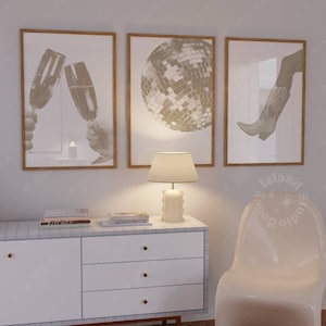 3er Set Prints Taylor funky prints groovy beige hellbraune Wohnzimmer Dekor adretter Wand Kunst, jpg, DIGITAL DOWNLOAD