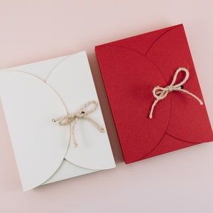 Envelope boxes, pack of 2, for 3d cards and small gifts, 80lb cardstock, twine bow tie enclosure, A2 size, assorted colours