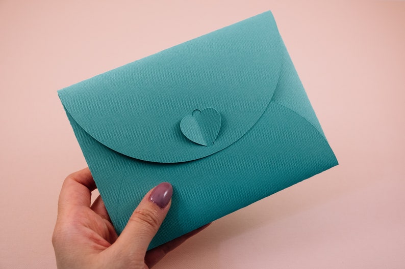 Heart Clasp Envelopes, Value Pack of 2 or 5, 6580lb Thick Cardstock