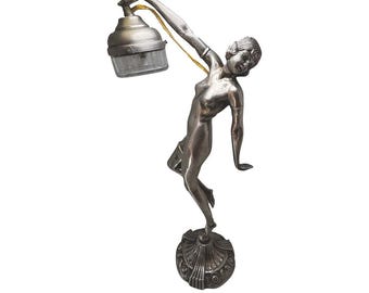 Lámpara Art Déco de metal pulido, estilo Lady Art Déco, francesa, circa 1930