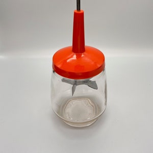Vintage Federal Housewares 1.5 cup Hand Chopper / Mini Food and Nut Chopper