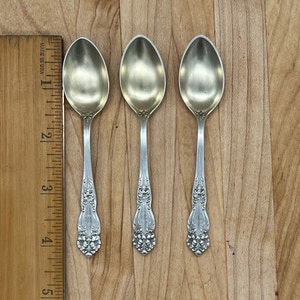 Vintage Reed & Barton Tiger Lily aka Festivity Silverplate 1901 Gold Wash 3 Demitasse Spoons 4 1/8&quot; / Monogram D / 3 total