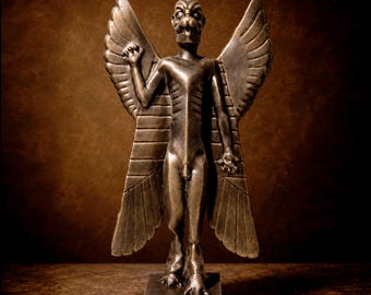 Pazuzu God Statue – Mesopotamian Deity of Protection and Wind | Ancient Assyrian Demon Figure | Exclusive sculpture in High Quality Resin