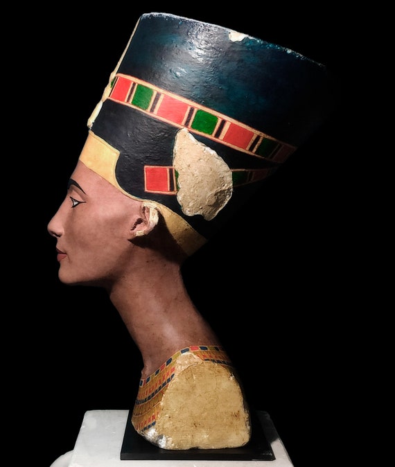 ネフェルティティ胸像 – 実物大エジプト女王彫刻 | 歴史家アーティスト