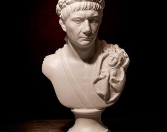 Trajan-Büste | Skulptur eines römischen Kaisers | Porträt aus dem antiken Rom | Klassische römische Kunst | Historische Statue in Museumsqualität