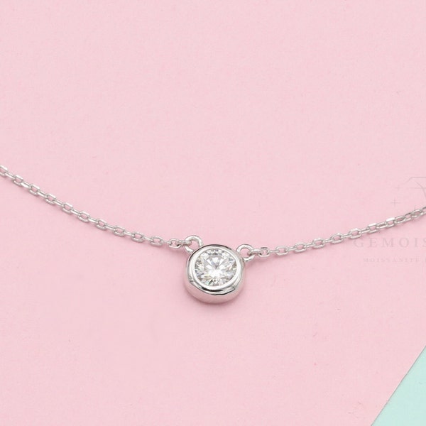 925 Sterling Silver 5mm/ 0.5 Carat Moissanite Diamond Bezel Setting Solitaire Style Necklace