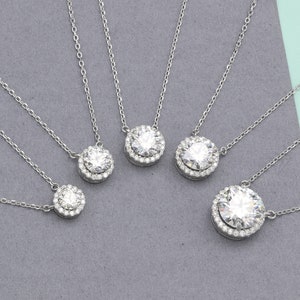 Big Carat 925 Sterling Silver GRA Certified 5mm-10mm Moissanite Halo Setting Pendant Necklace