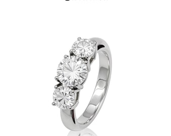 Elegante anillo de compromiso de moissanita de 3 piedras en plata de ley 925 con certificación GRA.