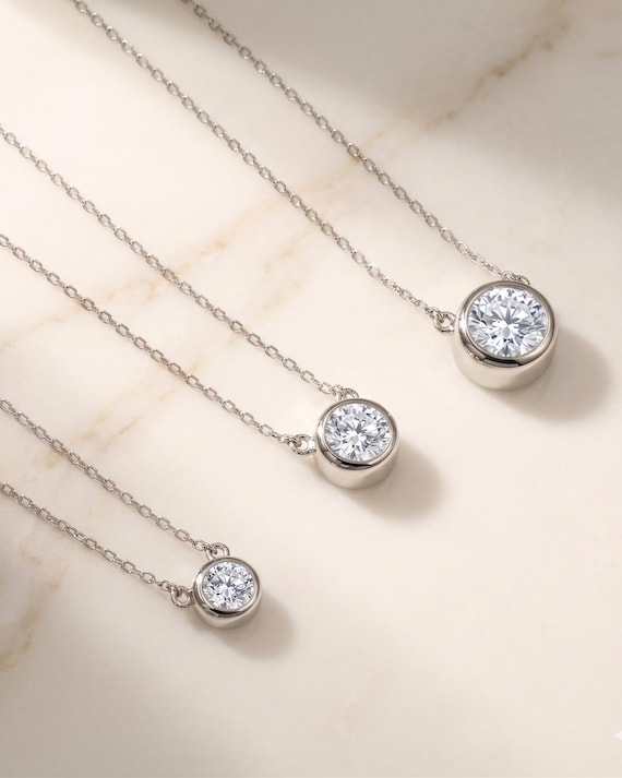 Moissanite Solitaire Necklace in 925 Sterling Silver, 0.5 Carat/1.0 Carat/2.0 Carat Bezel Setting Pendant, Diamond Alternative Gift for Her