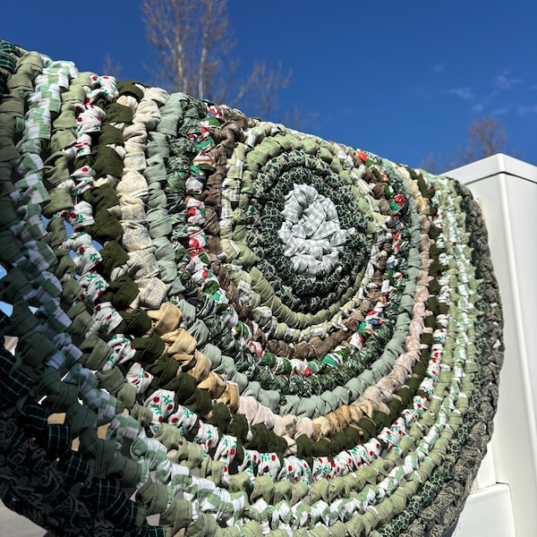 Rag rug round crocheted in Campy Outdoorsy Greens 27"