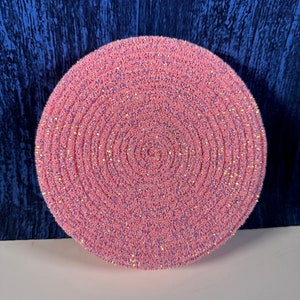 Pink Glitter Wreath Center: DIY Wreath Attachment