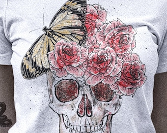 Skull Roses Unisex T-shirt, Vintage Y2K Grunge, Floral Skull, Dia de los Muertos Sugar Skull, Butterfly & Skull Sketch, Cranium Rose Bouquet