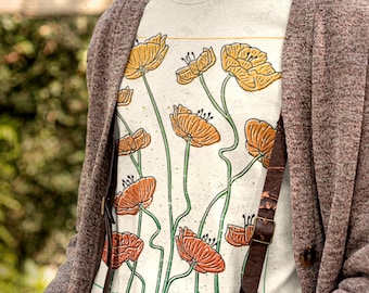Poppy Flowers Unisex T-Shirt: Vintage Orange Floral Graphic, Summer Wildflower Fields, California Super Blooms