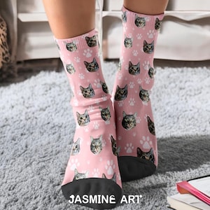 Personalized Pet Face Socks, Funny Custom Pet Face Socks with Paws, Custom Socks using Pet Photos, Pet Lover Gifts, Custom Cat Gift